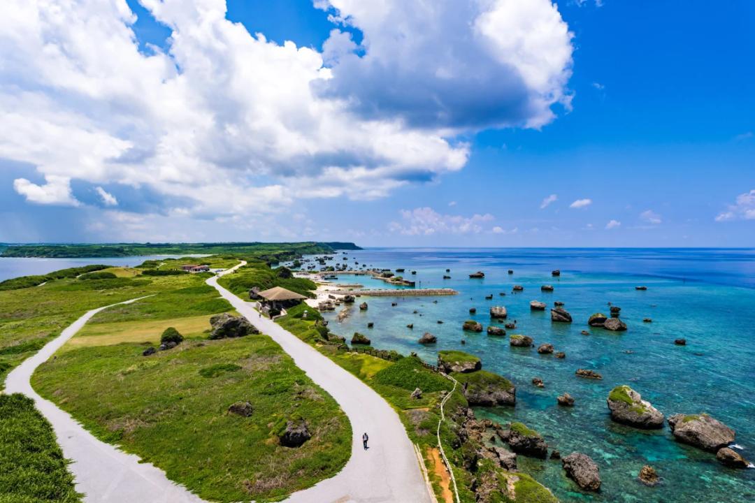 https://media.leisurecom.com/cruise/image-2025-08-07-17-02-05.webp