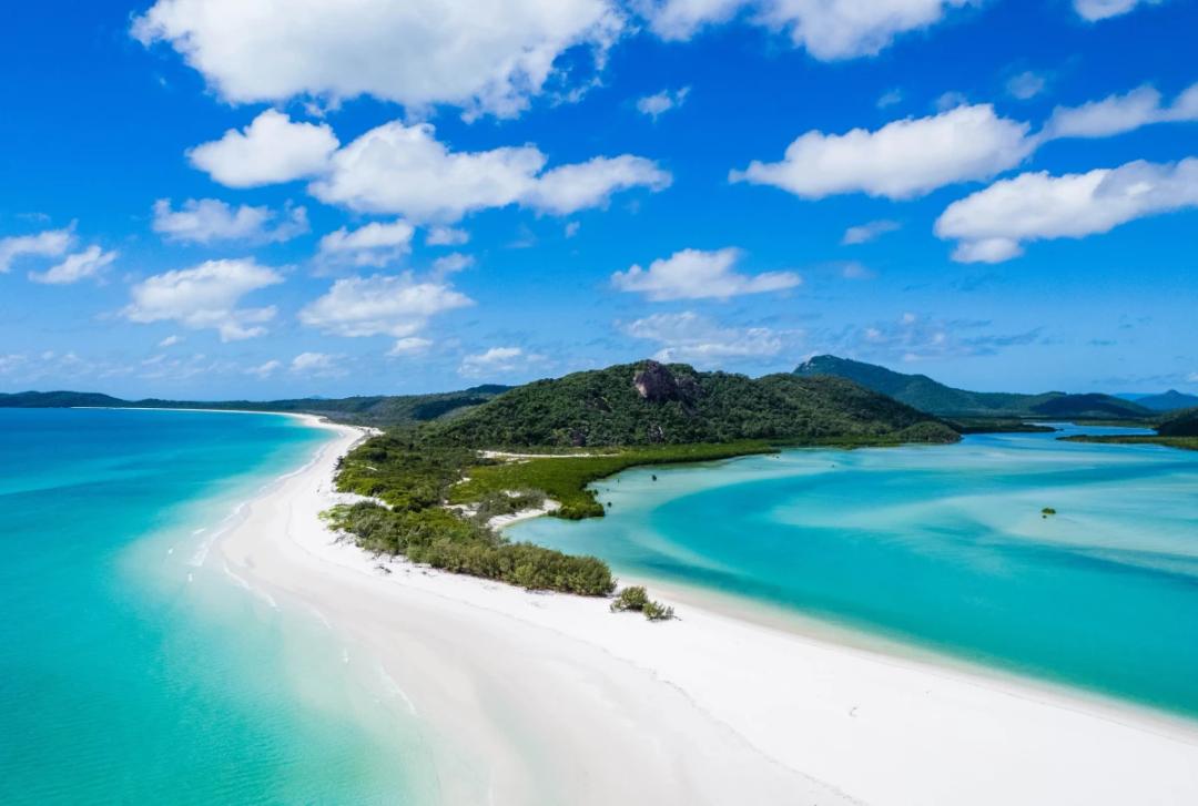 https://media.leisurecom.com/cruise/image-2025-12-16-13-27-46.webp