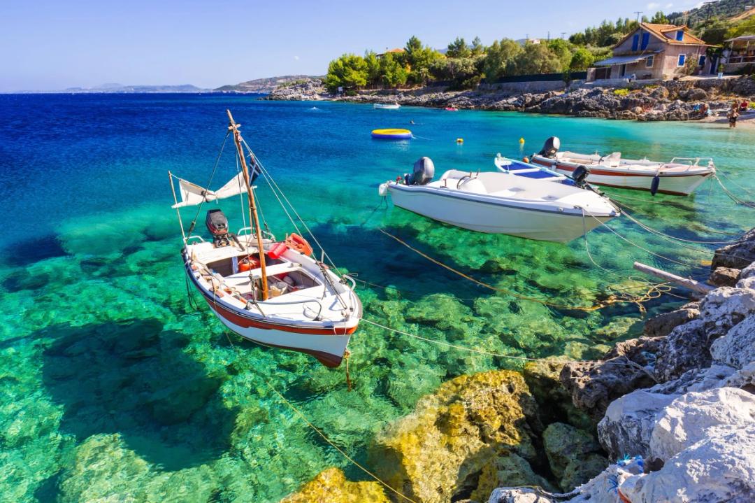 https://media.leisurecom.com/cruise/image-2026-01-07-12-33-32.webp