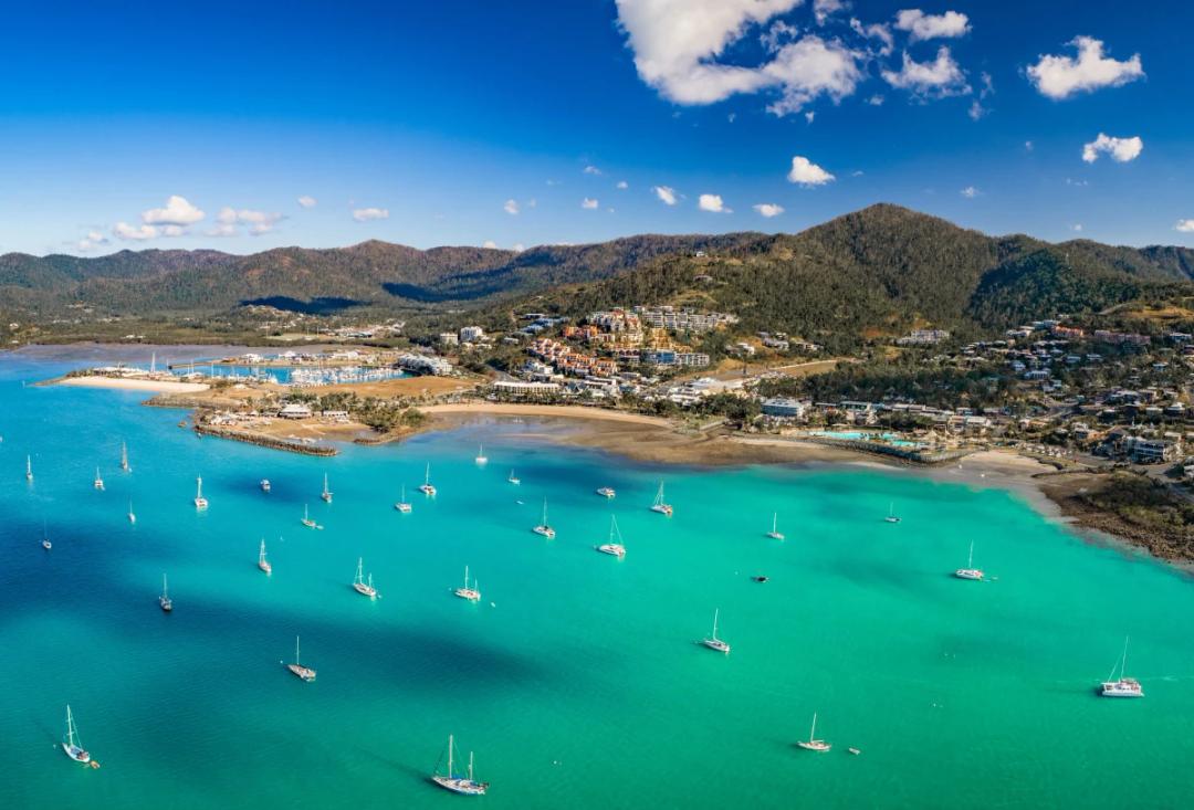 https://media.leisurecom.com/cruise/image-2026-08-25-15-26-10.webp
