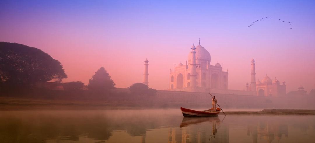 Discover India and Sri Lanka with Varanasi