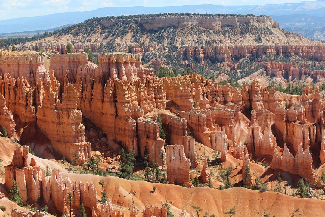 https://media.leisurecom.com/tour/tour-2026-09-20-05-23-21-1.jpg