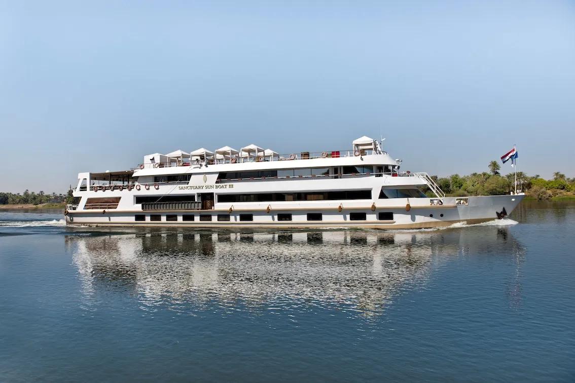 Sanctuary Sun Boat III